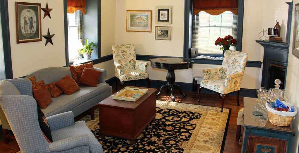 1777 Americana Inn & Lancaster Brewery Ephrata Esterno foto